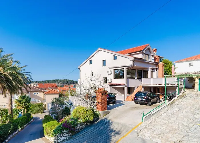 Albina Appartamento Palit