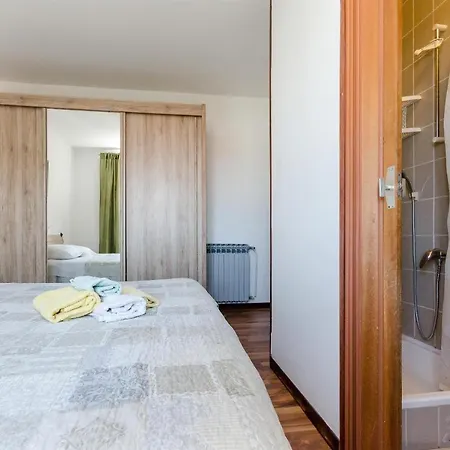 Albina Apartament *