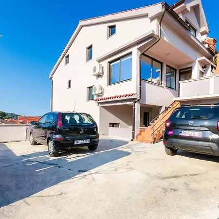Apartament Albina